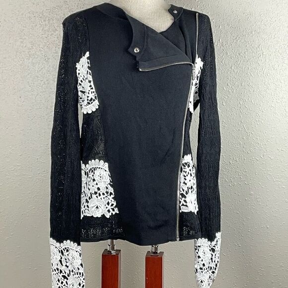 EUC Unbranded (Tag Cut Out) Womens Black and White Zipper Sweater Top Size M - Picture 2 of 7